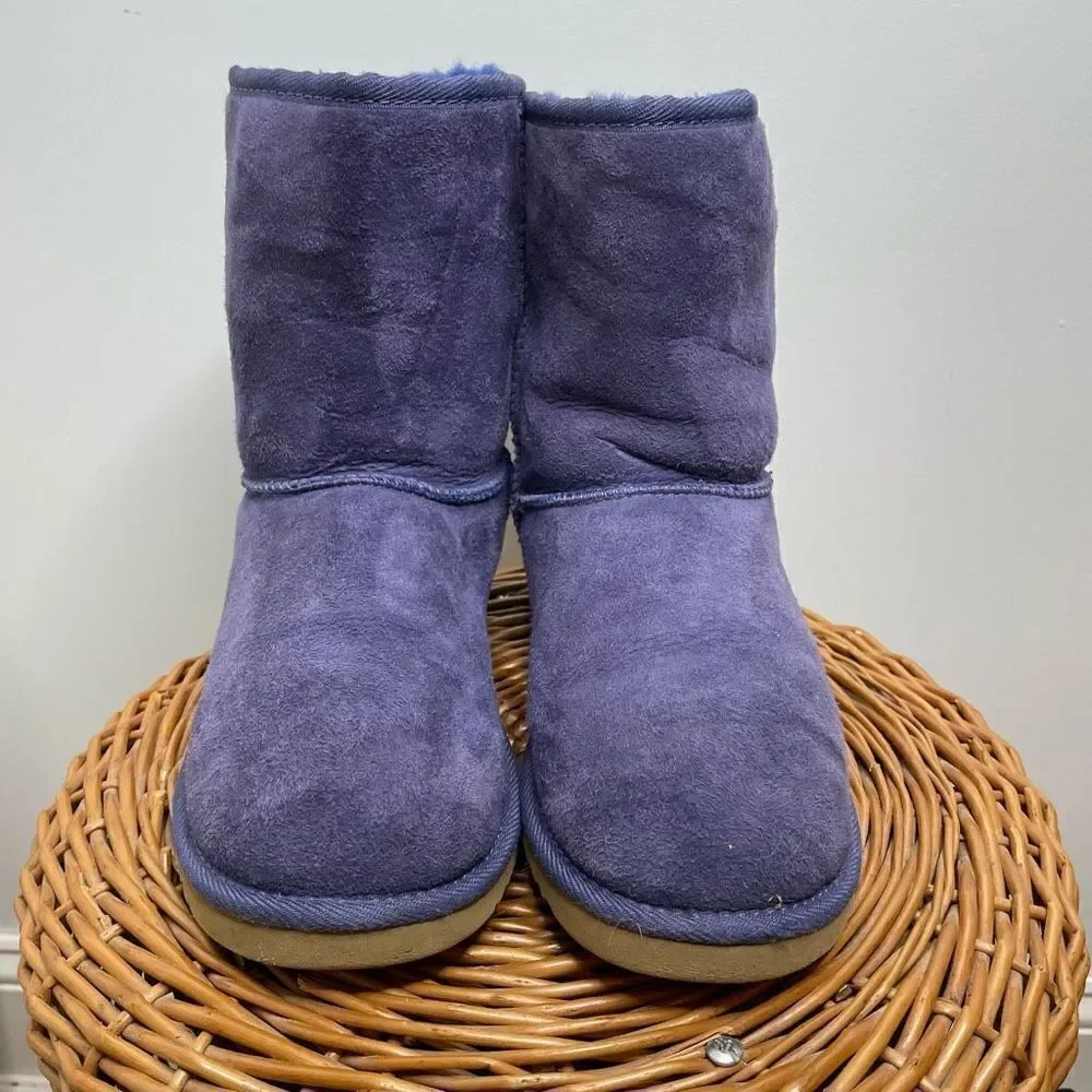 UGG Australia Classic Short 5251 Leather Sheepskin 6 Winter Boots Navy Blue